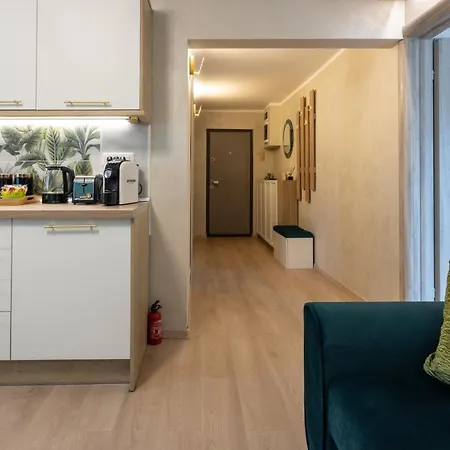 Emerald Aviatiei Apartamento *