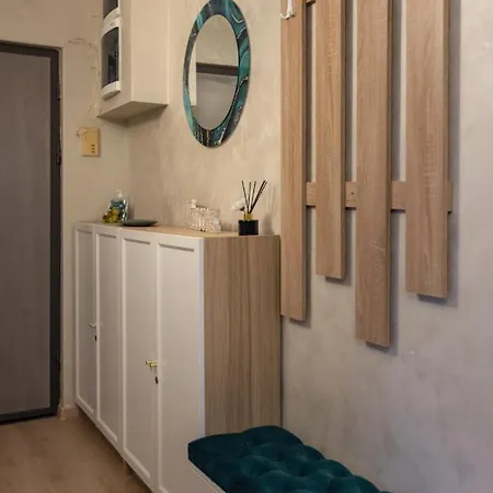 Apartment Emerald Aviatiei Bucharest