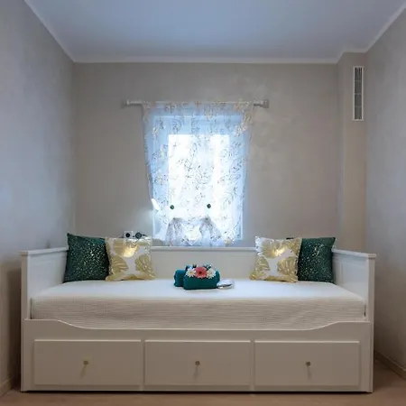 Emerald Aviatiei * Bucureşti
