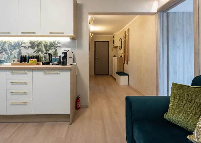 Emerald Aviatiei Apartamento *