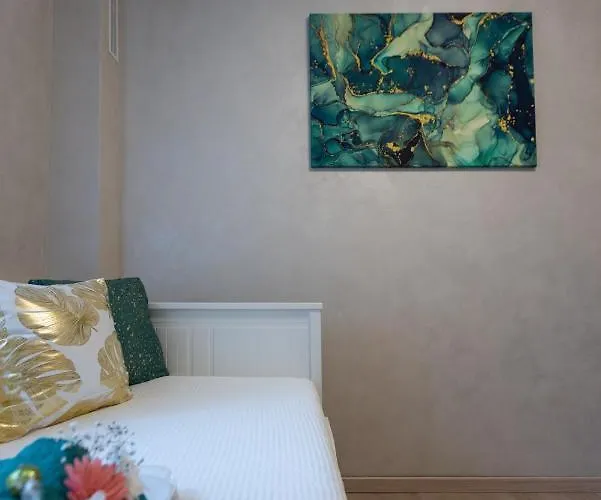 Apartamento Emerald Aviatiei *