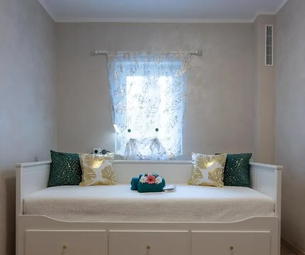 Emerald Aviatiei * Бухарест