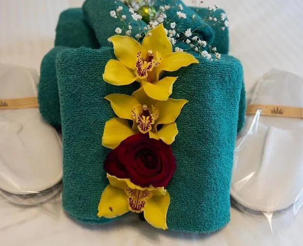 Emerald Aviatiei * Bucareste