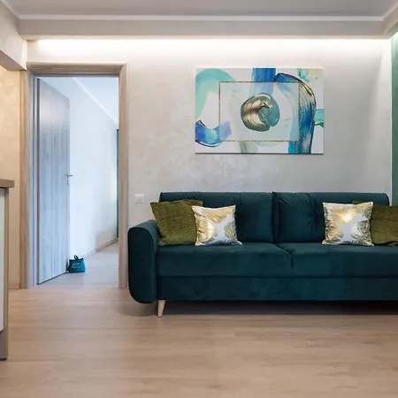 Emerald Aviatiei Apartment *